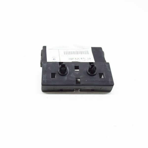 NEW BMW 1 E81 PLUG-IN CONNECTION BRACKET 61138372280 ORIGINAL - Image 4