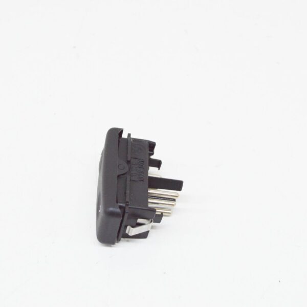 BMW 5 E34 rear window switch button 61311379076 1379076 NEW ORIGINAL - Image 5
