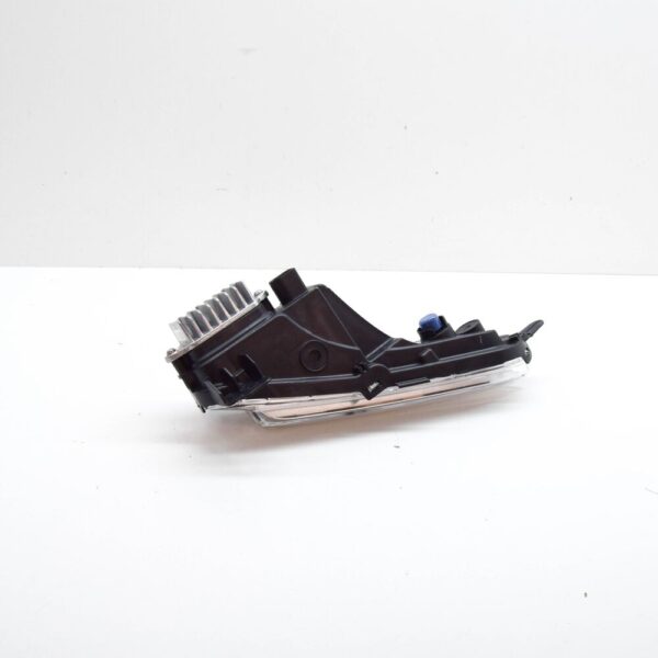 BMW i3 I01 Front Left Turn Indicator 63117471837 7471837 NEW ORIGINAL - Image 5
