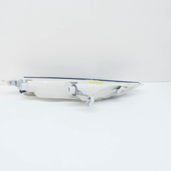 BMW 6 Series E64 turn signals front right 63137165808 7165808 new