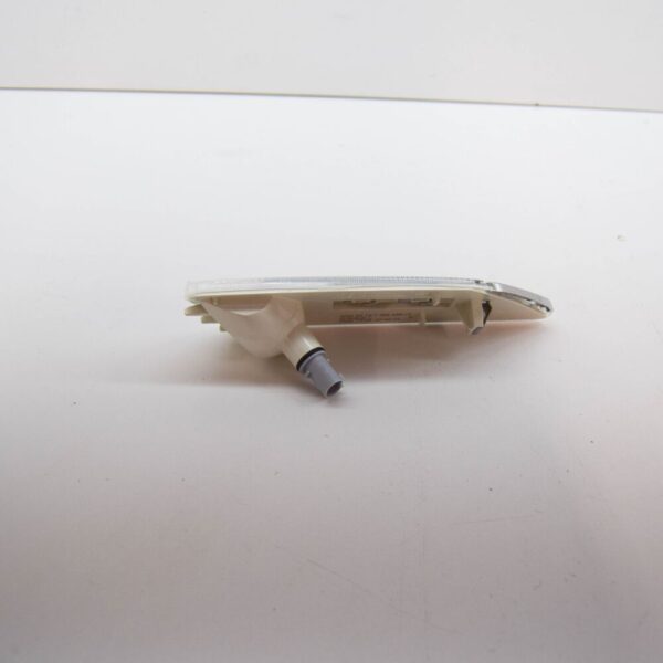 MINI CLUBMAN F54 Front Left Fender Turn Signal 7358469 63137358469 NEW GENUINE