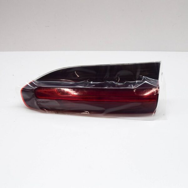 BMW X4 G02 Tailgate Tail Light Rear Right 63217433798 NEW - Image 4