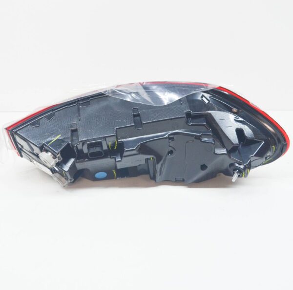 BMW X6 G06 LED rear right taillight 63217442274 63215A510A4 NEW ORIGINAL - Image 5