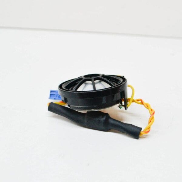 NEW BMW 1 E81 REAR HARMAN KARDON TWEETER 65139217909 9217909 ORIGINAL - Image 4