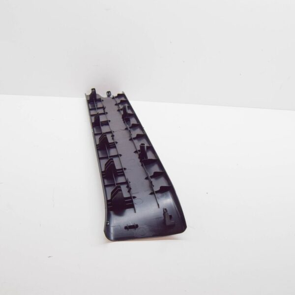 TOYOTA HILUX MK8 FRONT RIGHT DOOR SCUFF PLATE 679130K150C0 NEW GENUINE - Image 3