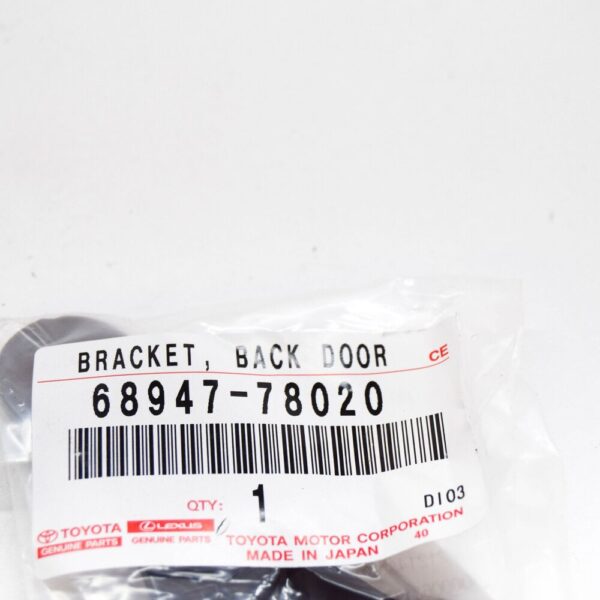 LEXUS NX MK1 Rear RH Lower Lift Cylinder Bracket 6894778020 NEW GENUINE - Image 6