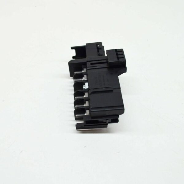 NEW AUDI A1 SPORTBACK GB MAIN FUSE BASE BRACKET 6C0937550C ORIGINAL - Image 4