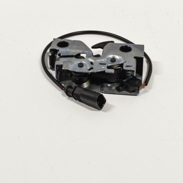 VW Polo 6R hood cover lock lower part LHD 6C1823509A NEW ORIGINAL - Image 4