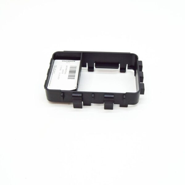 SEAT Arona KJ7 mount for front radar sensor 6F0907101