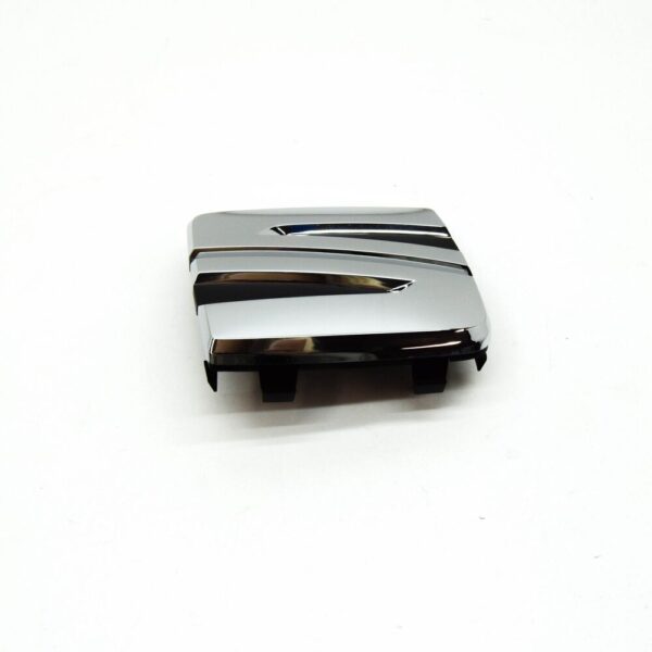 SEAT Ibiza ST 6J radiator grille emblem for front bumper 6J98536792ZZ part - Image 6