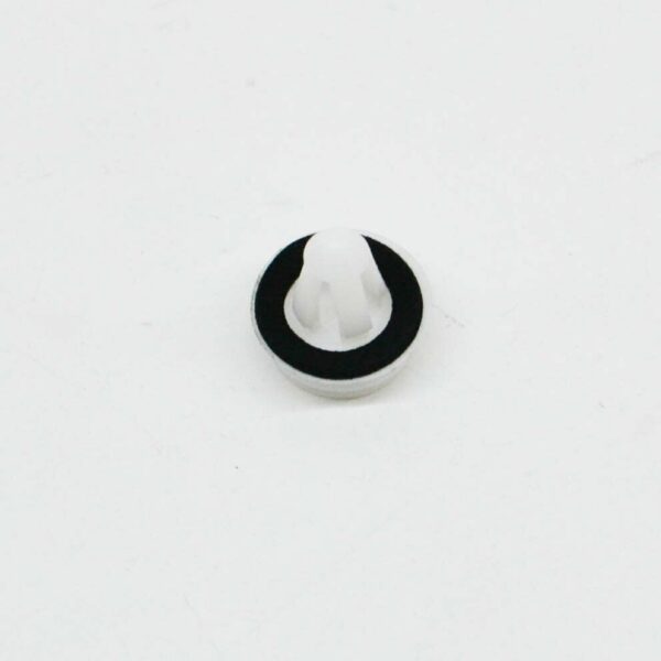 NEW VOLKSWAGEN AMAROK FRONT DOOR TRIM CLIP WITH SEAL 6X0868243A - Image 3