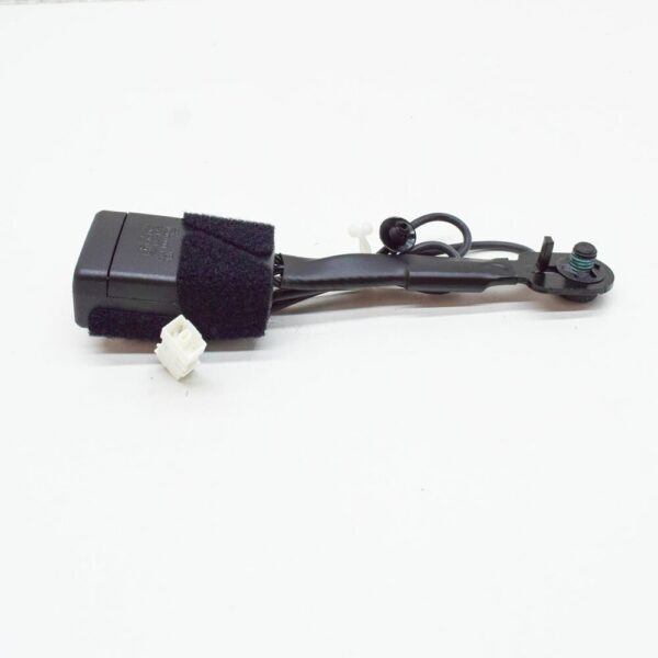 BMW X1 F48 front seat belt 7313299 72117313299 new original