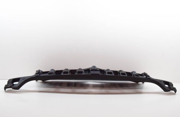 Citroen C4 LC Front Bumper Grille Bracket 7416L0 NEW - Image 3