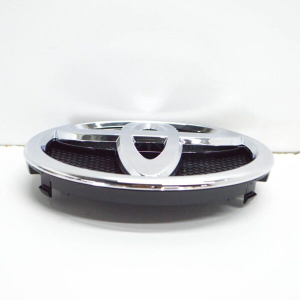 Toyota Yaris XP90 Front Emblem Badge 7530152080 75301-52080 NEW - Image 5