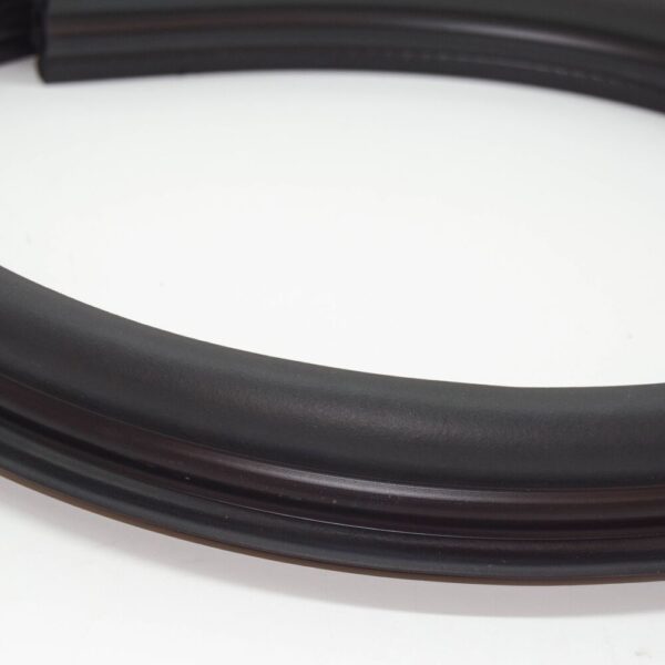 VW TOUAREG CR MK3 FRONT HOOD WATER BOX SEAL 760823723 NEW GENUINE - Image 3