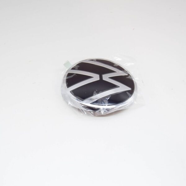 Volkswagen Touareg CR Rear VW Emblem Badge 760853630CDPJ NEW GENUINE
