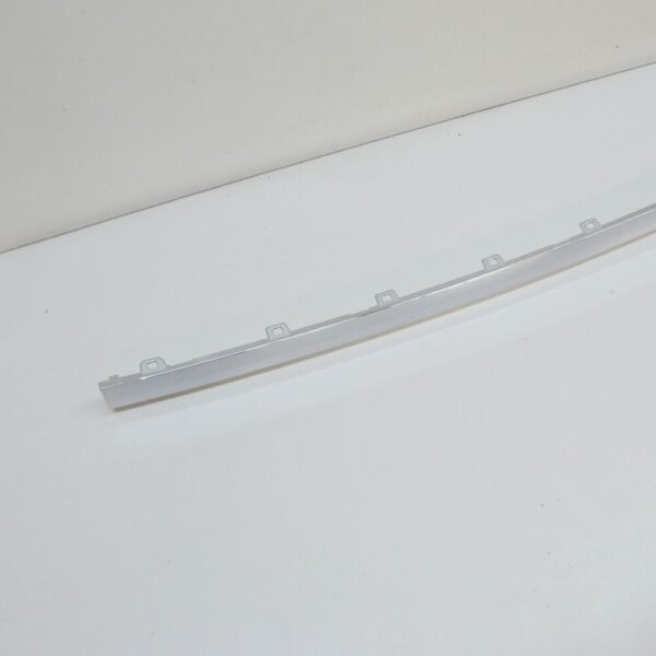 Volkswagen Touareg CR7 Rear Bumper Center Molding 760853835 NEW GENUINE - Image 3