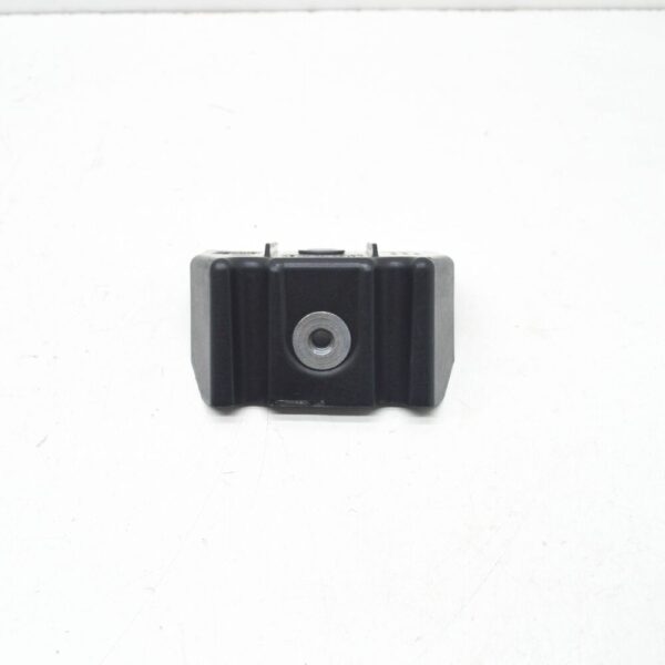 NEW VOLKSCAR TRANSPORTER T5 FRONT PLATE BRACKET LEFT SIDE 7E0805731B - Image 4