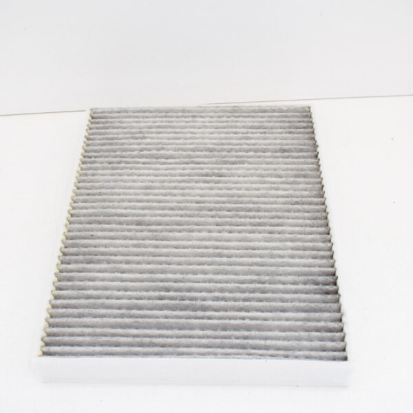 NEW VOLKSWAGEN TRANSPORTER T6 AIR FILTER 7E0819631