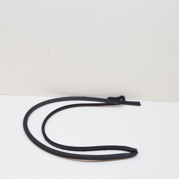 VW TRANSPORTER T5 Left Sliding Door Seal 7E0843785C NEW GENUINE - Image 3