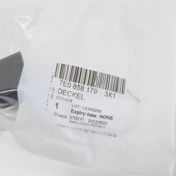 VOLKSWAGEN TRANSPORTER T5 Dummy Cover 7E08581793X1 NEW GENUINE