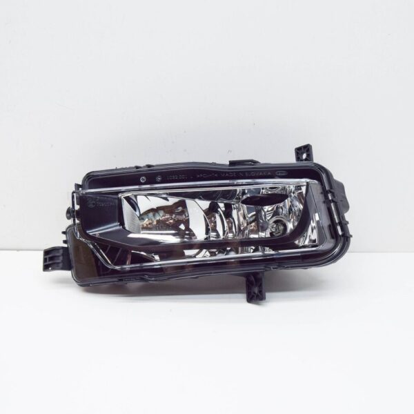 Volkswagen TRANSPORTER T6 Front Left Halogen Fog Light  7E0941661D NEW GENUINE - Image 3