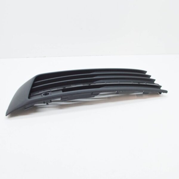 Volkswagen transporter T6 grill front right 7E5853684A9B9 2016 NEW original - Image 4