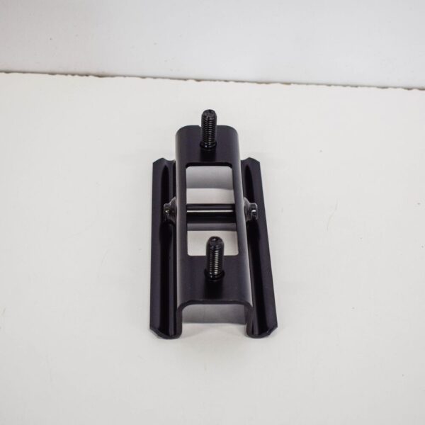 Volkswagen Transporter T5 Seat Bench Retaining Plate 7H0883873F NEW OEM - Image 3