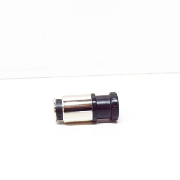Volkswagen Touareg 7L Torch 7L6947175A 01C GENUINE NEW - Image 3