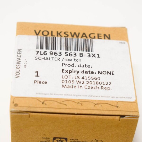 Volkswagen TOUAREG 7L Left Seat Heater Switch 7L6963563B3X1 NEW GENUINE - Image 4