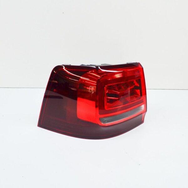 VW Sharan 7N Rear Left Outer Taillight 7N0945207 NEW GENUINE - Image 3