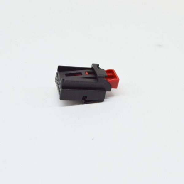 NEW VW GOLF MK7 4-PIN FLAT CONTACT HOUSING WITH CONTACT LOCK 7N0972704