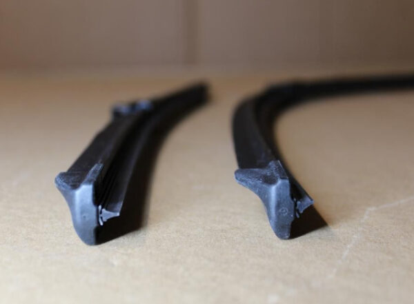 VW Sharan 7N aerodynamic wiper blades front set right handlebar 7N2998002 part - Image 3
