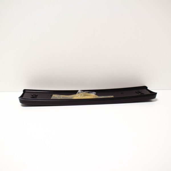 Volkswagen TOUAREG 7P Front License Plate Holder 7P6807285 NEW GENUINE - Image 5