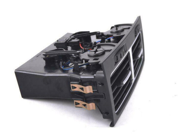 NEW VW TOUAREG 7P CENTER CONSOLE REAR FRESH AIR OPENING 7P6819203AUBN ORIGINAL - Image 3