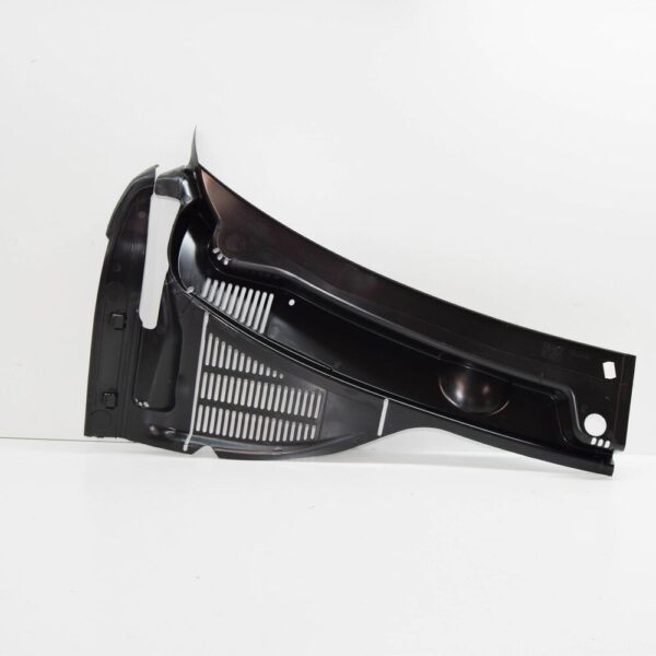 VW TOUAREG 7P Front Left Water Deflector RHD 7P6819401C NEW - Image 4