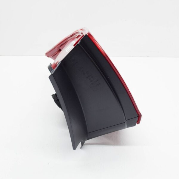 VW TOUAREG 7P taillight rear left outside 7P6945207 new original