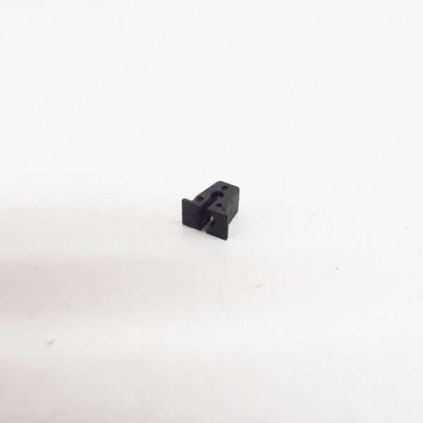 NEW AUDI A1 8X EXPANDING INSERT NUT 811807577C - Image 3