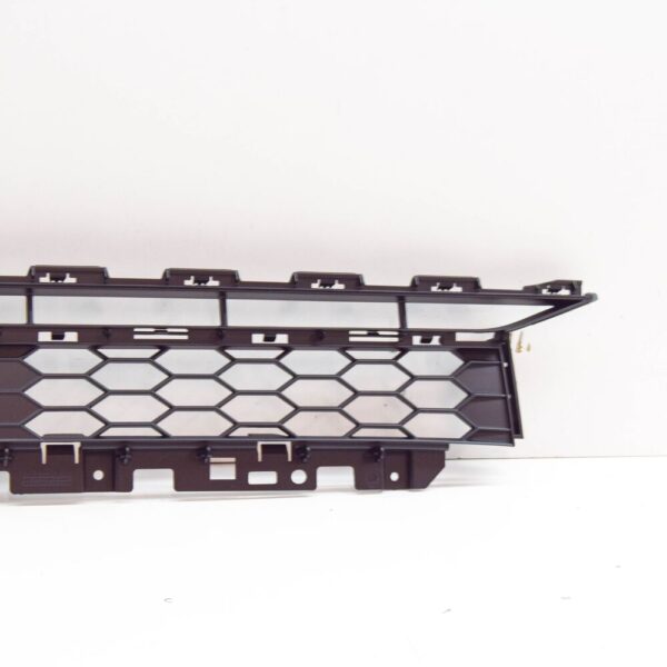 AUDI Q2 FRONT BUMPER CENTRE LOWER GRILLE 81A807647A3FZ NEW ORIGINAL