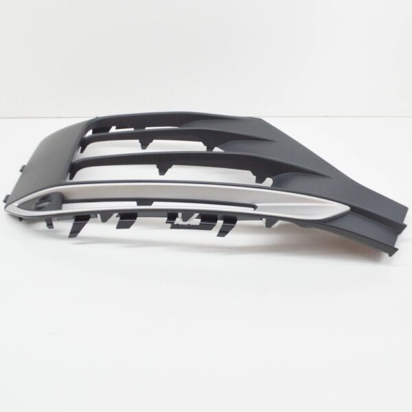 Audi Q2 Front Bumper Right Grid 81A807672B4W3 NEW ORIGINAL - Image 3