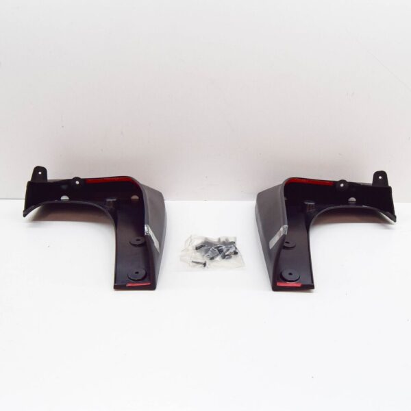 BMW X5 F15 Rear Mud Flaps Set 2302408 82162302408 NEW ORIGINAL - Image 4