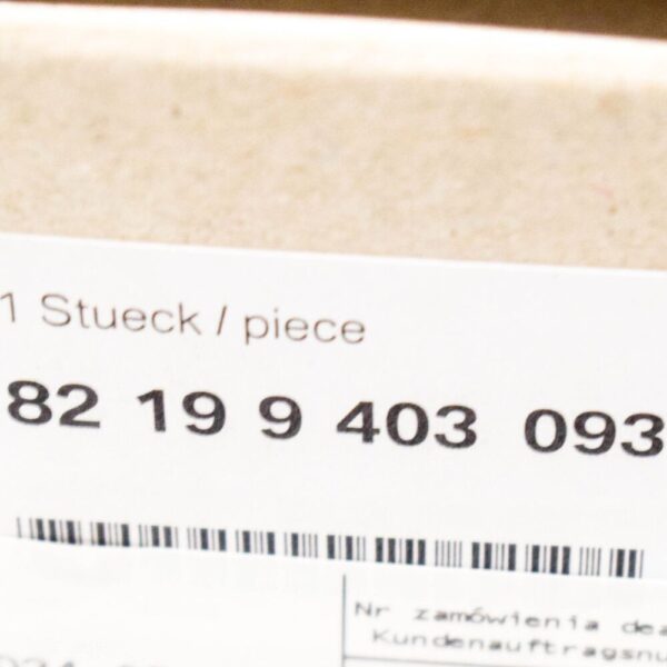 9403093 82199403093