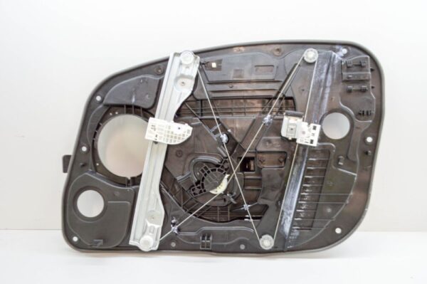 Hyundai i30 MK3 Front Left Door Module Panel 82471A6000 NEW GENUINE - Image 3