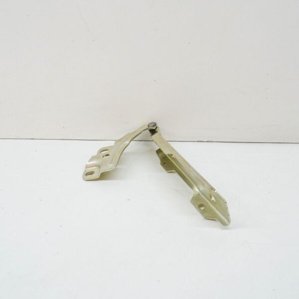 Audi A1 Sportback GB Front Left Bonnet Hood Hinge 82A823301 NEW ORIGINAL - Image 3