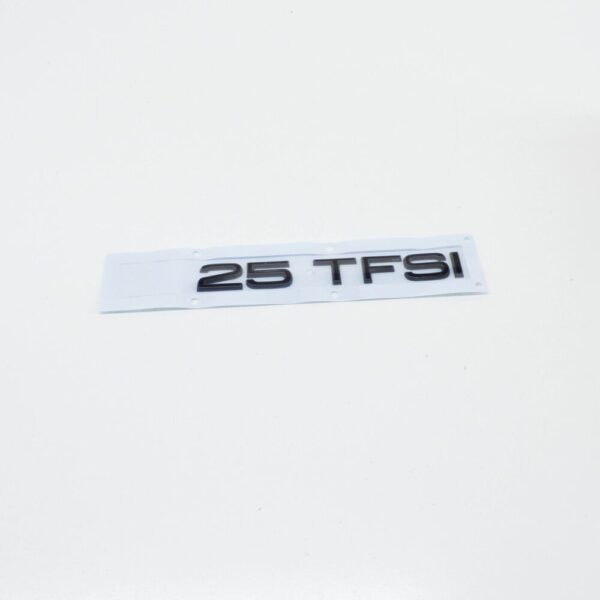 82A853744T94