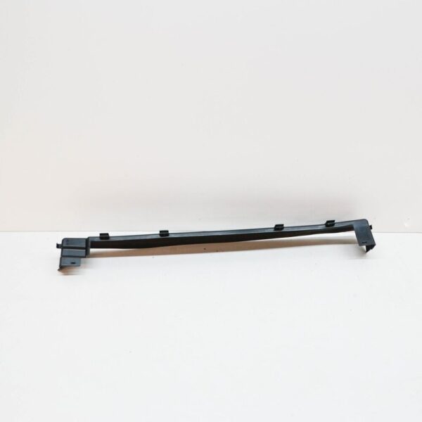 Audi Q3 F3 Cooler Lower Air Route 83A1286H New - Image 4