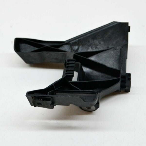 NEW AUDI Q3 SQ3 F3 FRONT LEFT HEADLIGHT BRACKET MOUNT 83A805607A