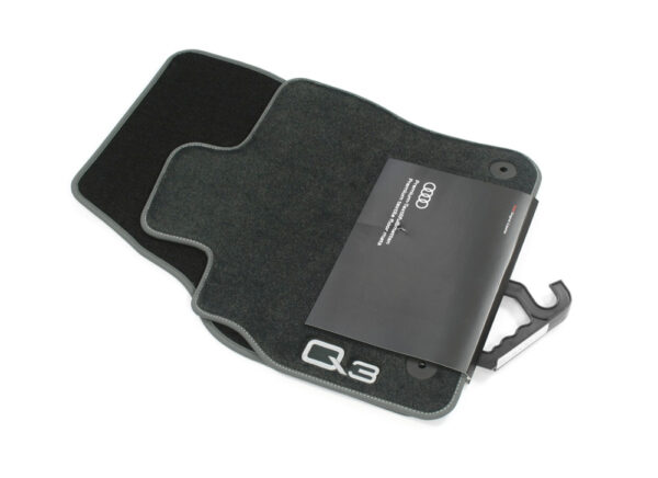 NEW OEM AUDI Q3 F3 FRONT FLOOR MAT SET LHD 83B061275MNO ORIGINAL - Image 3