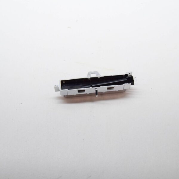 Audi Q3 F3 Dashboard 'Audi Rings' Emblem RHD 83C947190 NEW - Image 3