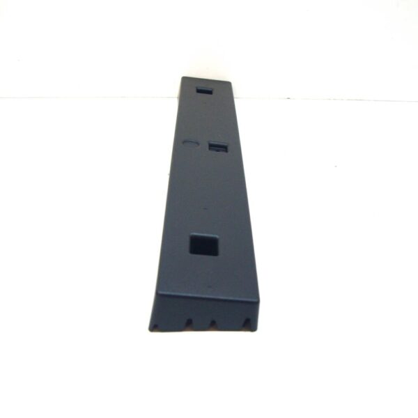 Hyundai i30 PD Front Bumper License Plate Bracket, 86519-G4AB0 NEW - Image 6